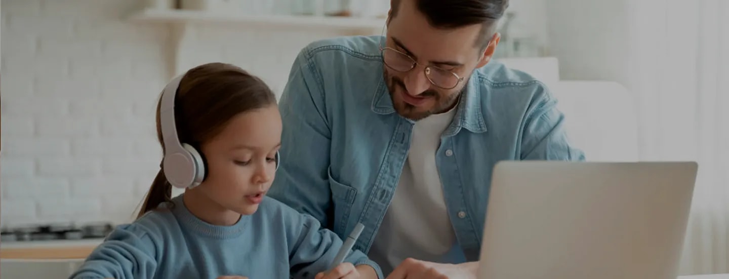 Sistema de alarma sin cuotas protegiendo un hogar o negocio